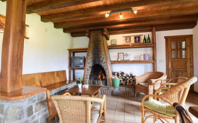 Spacious Holiday Home in Houffalize With Barbecue