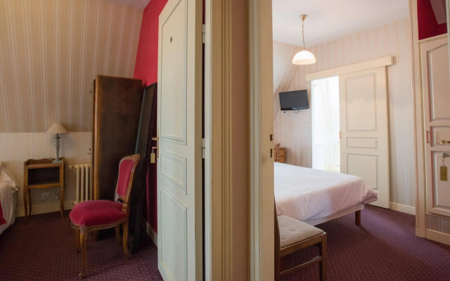 Logis Hôtel Rabelais