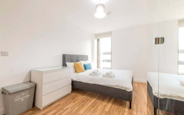 2 Bedroom Apartment in Media City Manchester