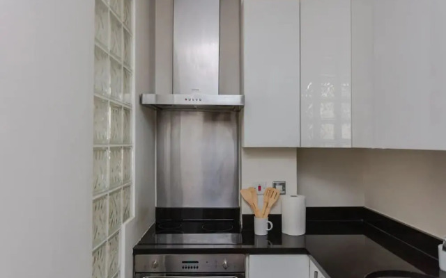 Central 1 Bedroom Flat Near Buckingham Palace