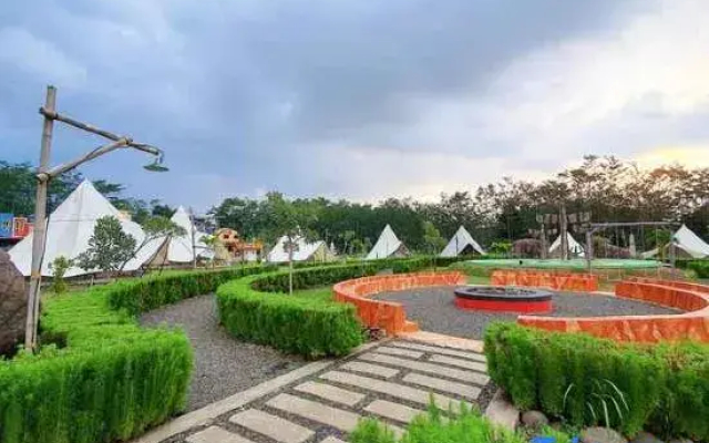 La'Ranch Glamping Adventure