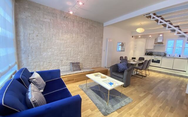 Imperial Mews House