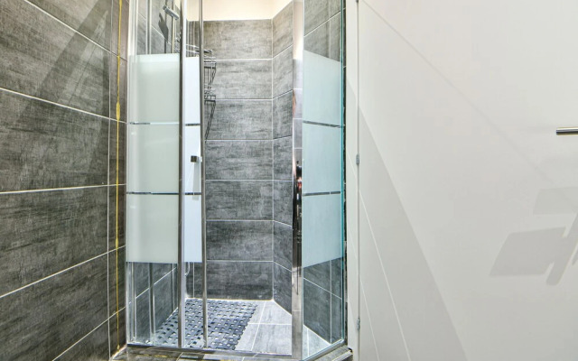 Flowers Of Athens - Boutique Aparthotel