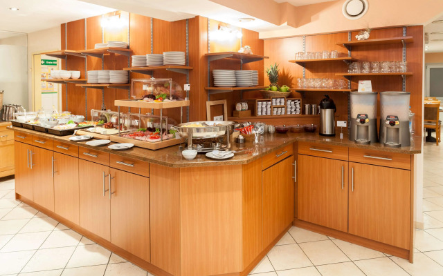 Centro Hotel Mondial