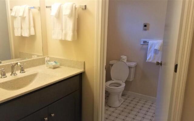 The Lighthouse Inn & Suites