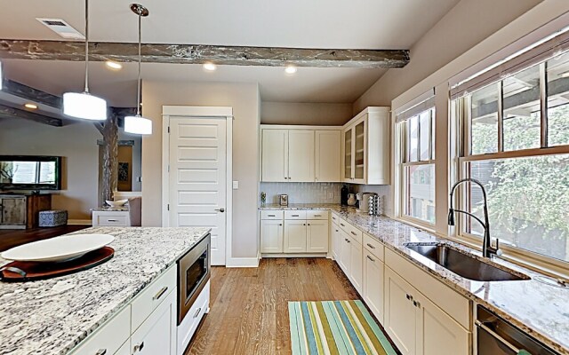 2217 Spicewood - 3 Br Home