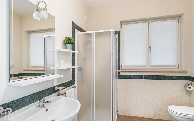 Residenza Miralago With Pool - Two-bedroom With Terrace