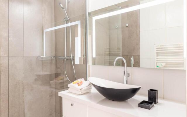 Michel-Ange, Appartement avec Terrasse et Parking