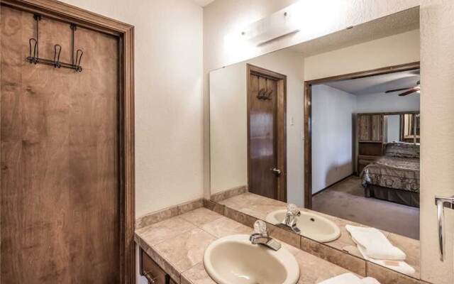 Double Shot Cabin - Two Bedroom Cabin