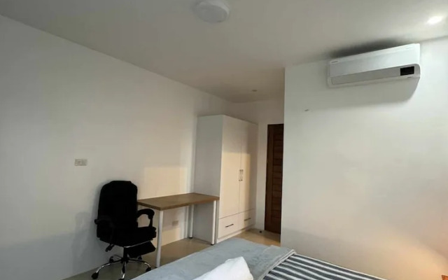 Oia Suites