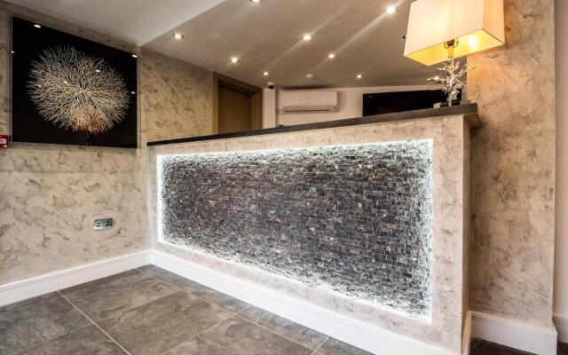 Signature Suites