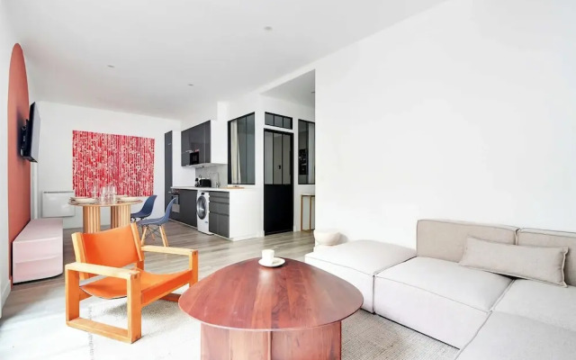 Charming Aptt With Patio - 2bd/4p - Monceau Park