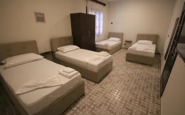 Hostel Vila 3