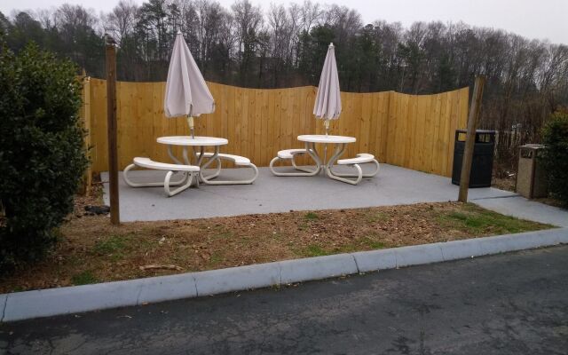 Clarion Inn Cleveland near University