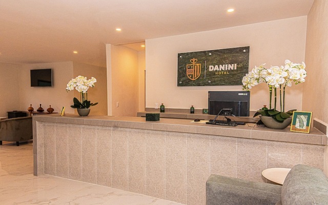 Hotel Danini