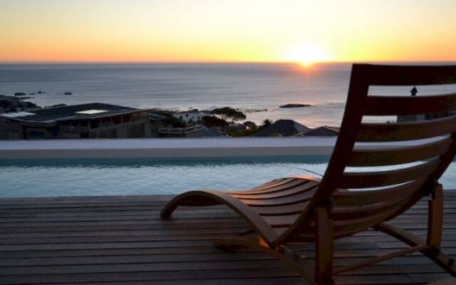 Scandinavian Mansion 9 Bedroom Palace