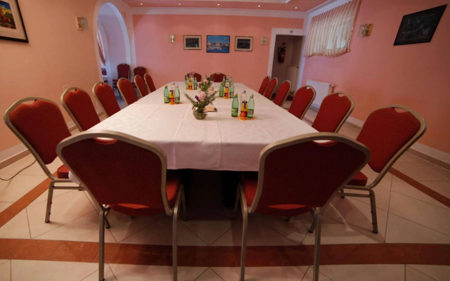Hotel Borovnik