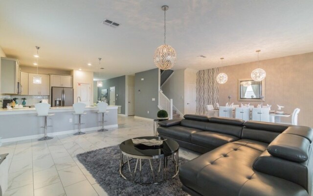 Amazing House! Champions Gate - 8911SD