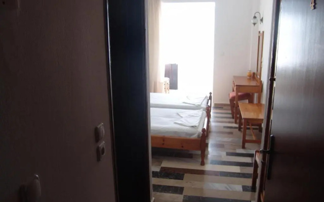 Notis Hotel