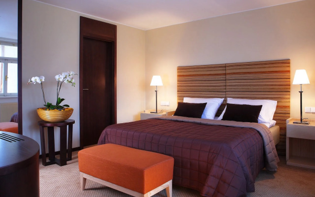 The Hotel Fitzgerald