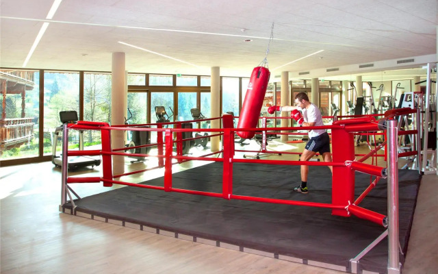 Feuriger Tatzlwurm Berghotel & Spa, BW Signature Collection