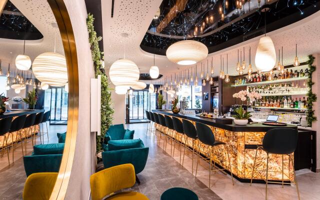 voco Strasbourg Centre The Garden by IHG