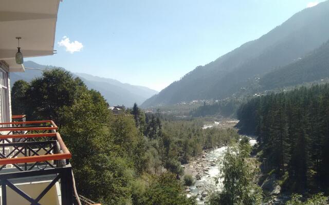 Chichoga Holiday Inn Manali
