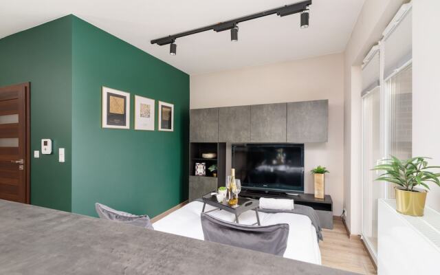 Studio Rakowicka by Renters