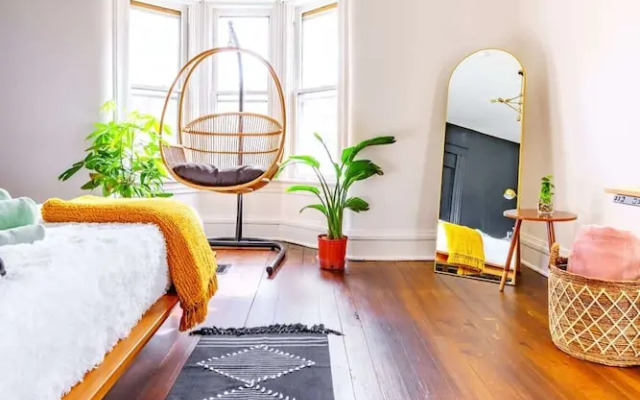 Prime Location Clean Top Rated Free Parking