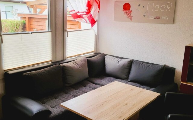 Bungalow Steps From the Sea