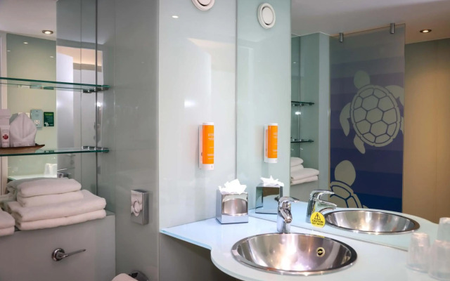 Holiday Inn Bournemouth by IHG