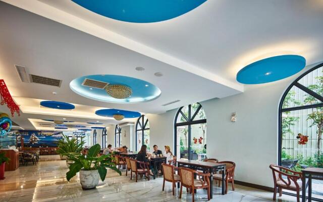 Menippe Hotel