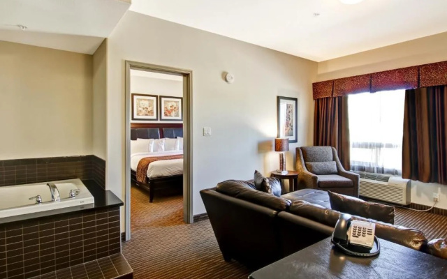 Tisdale Canalta Hotel