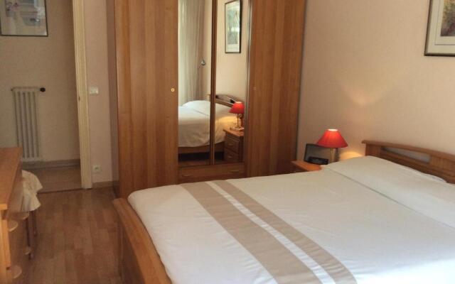 Place Mozart Holiday Apartment