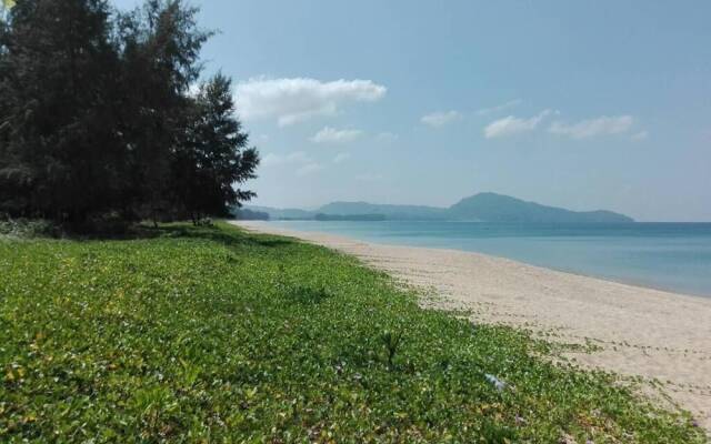 Maikhao Beach Guest House