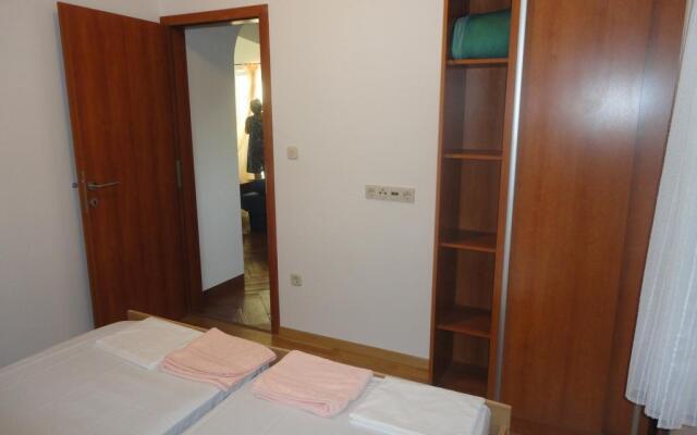 Apartments Marija-slano