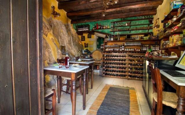 Samonas Traditional Villas Green Villa Faskomilia - 75m Maisonette