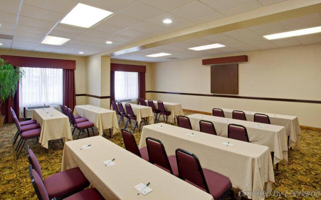 Country Inn & Suites by Radisson, Goldsboro, NC