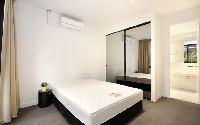 ReadySet Apartments Fulton Lane