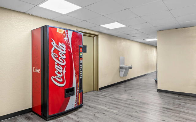 Rodeway Inn Stone Mountain