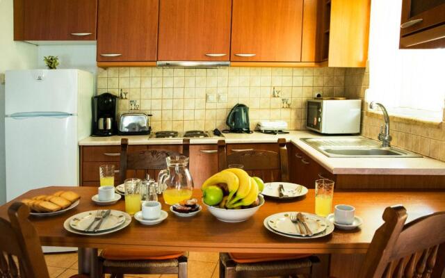 Plakalona Apartments