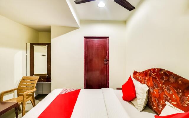 OYO 70481 Akshaya Residency