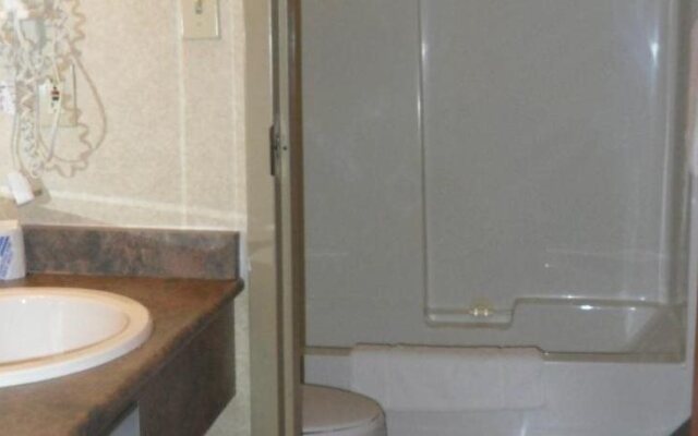 Lakeview Inns & Suites - Hinton