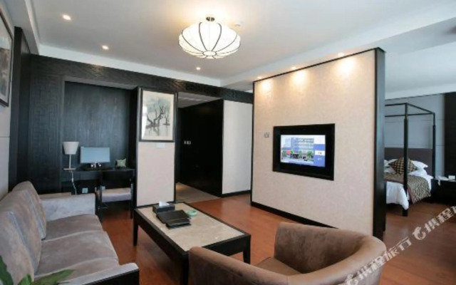 龙泉维也纳主题酒店