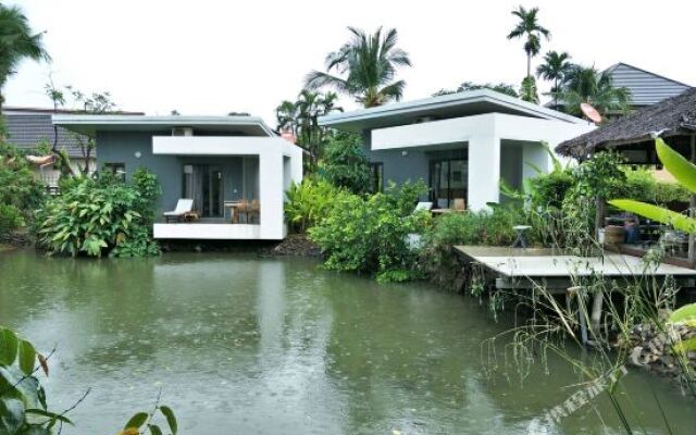 Sunny Resort