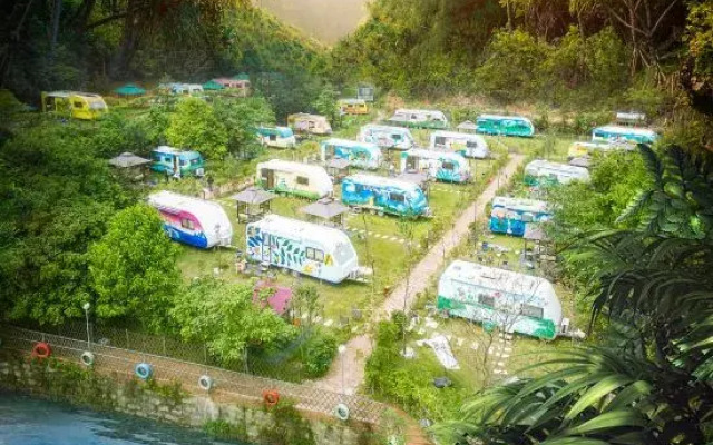 Yanying Lake Forest Valley homestay