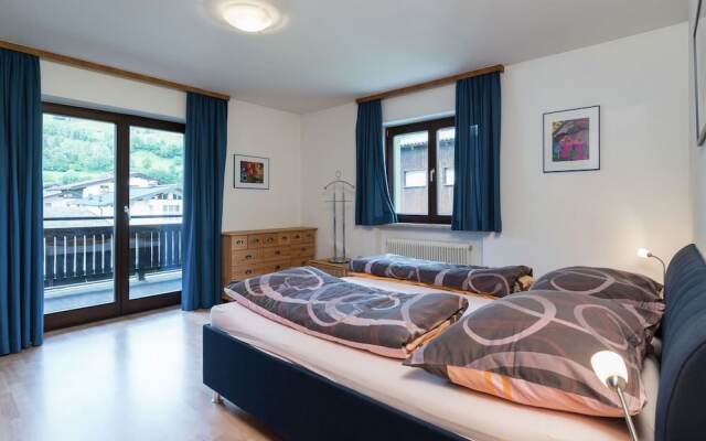 Spacious Apartment near Ski Area in Niedernsill