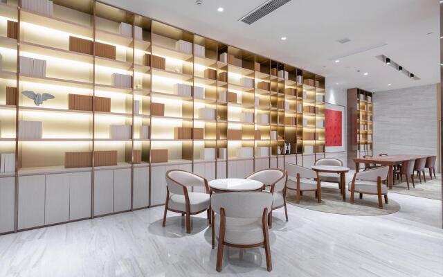 Ji Hotel Ziyang Songda Plaza