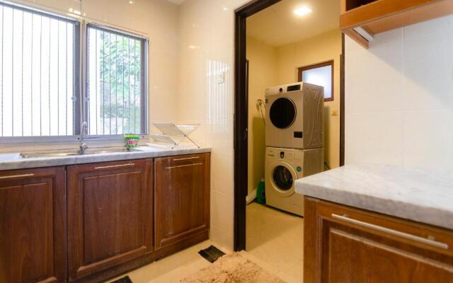 A Comfy & Cozy 2BR Home in Ukay Heights