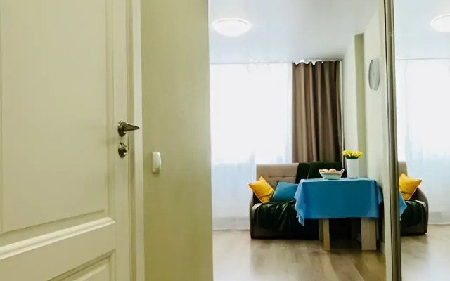 Apartment North on the street of Pioneers 10